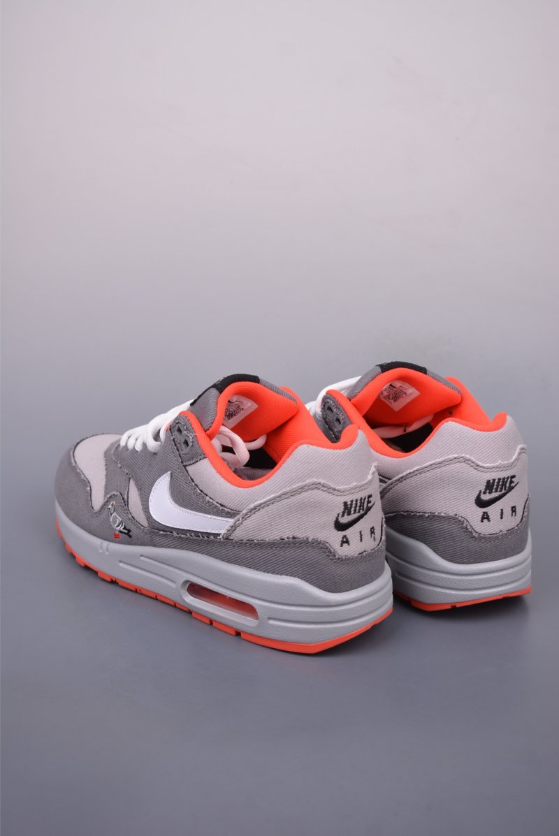 Nike Air Max 1 view