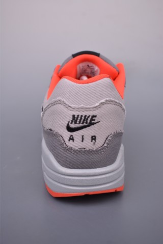 Nike Air Max 1 view 4