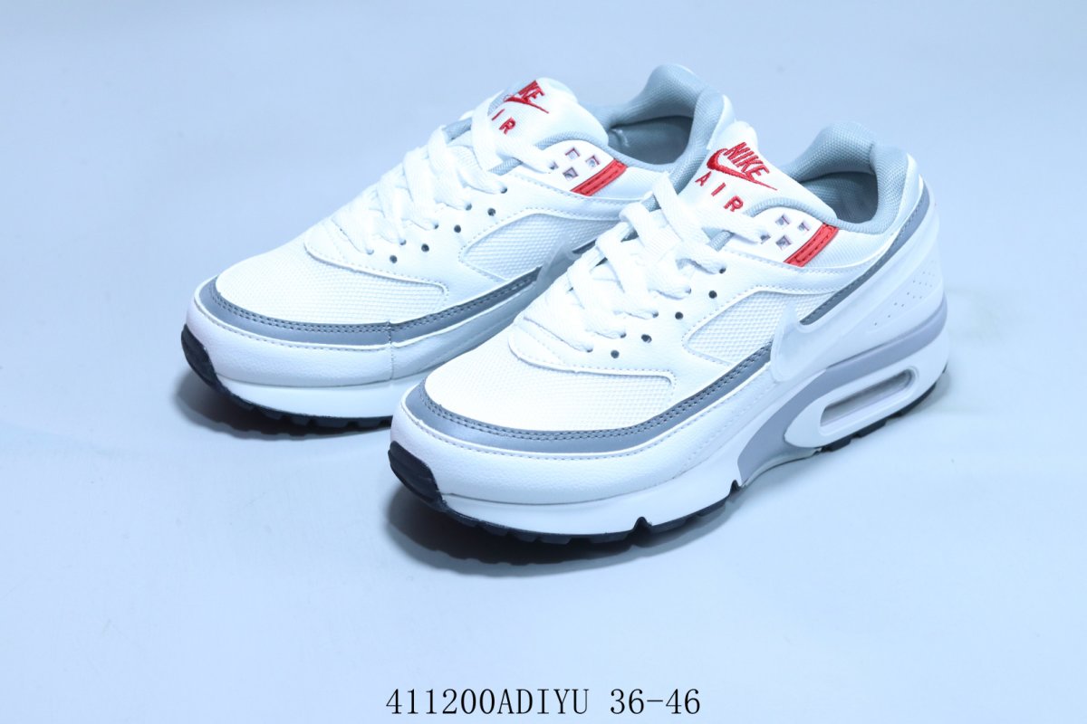 Nike Air Max BW OG view