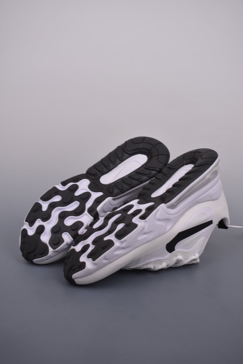 Nike Air Max 270 view