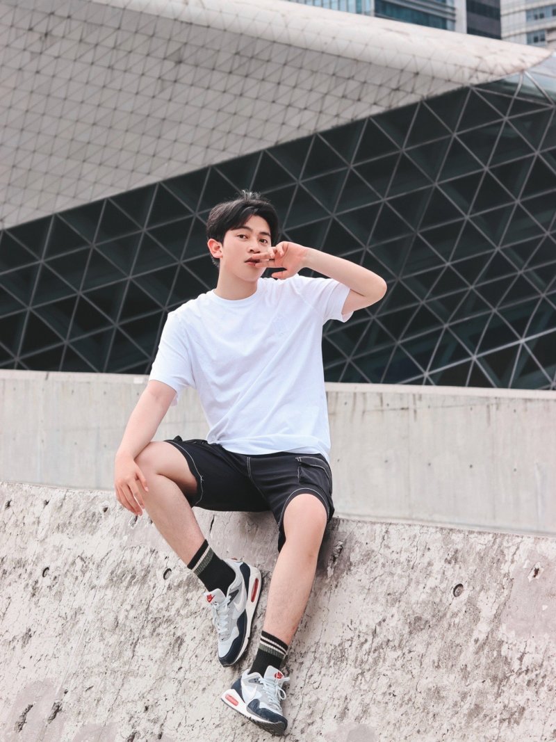 Nike Air Max Correlate view