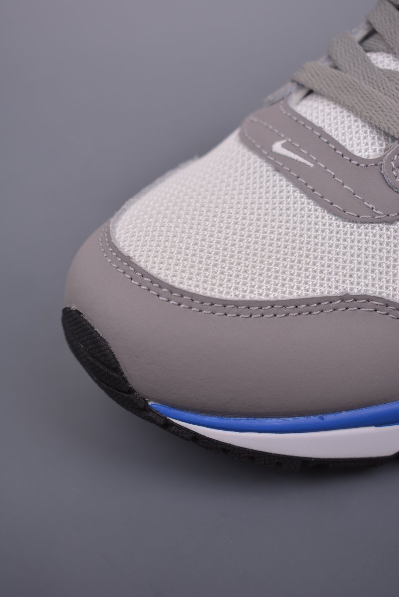 Nike Air Max Correlate view