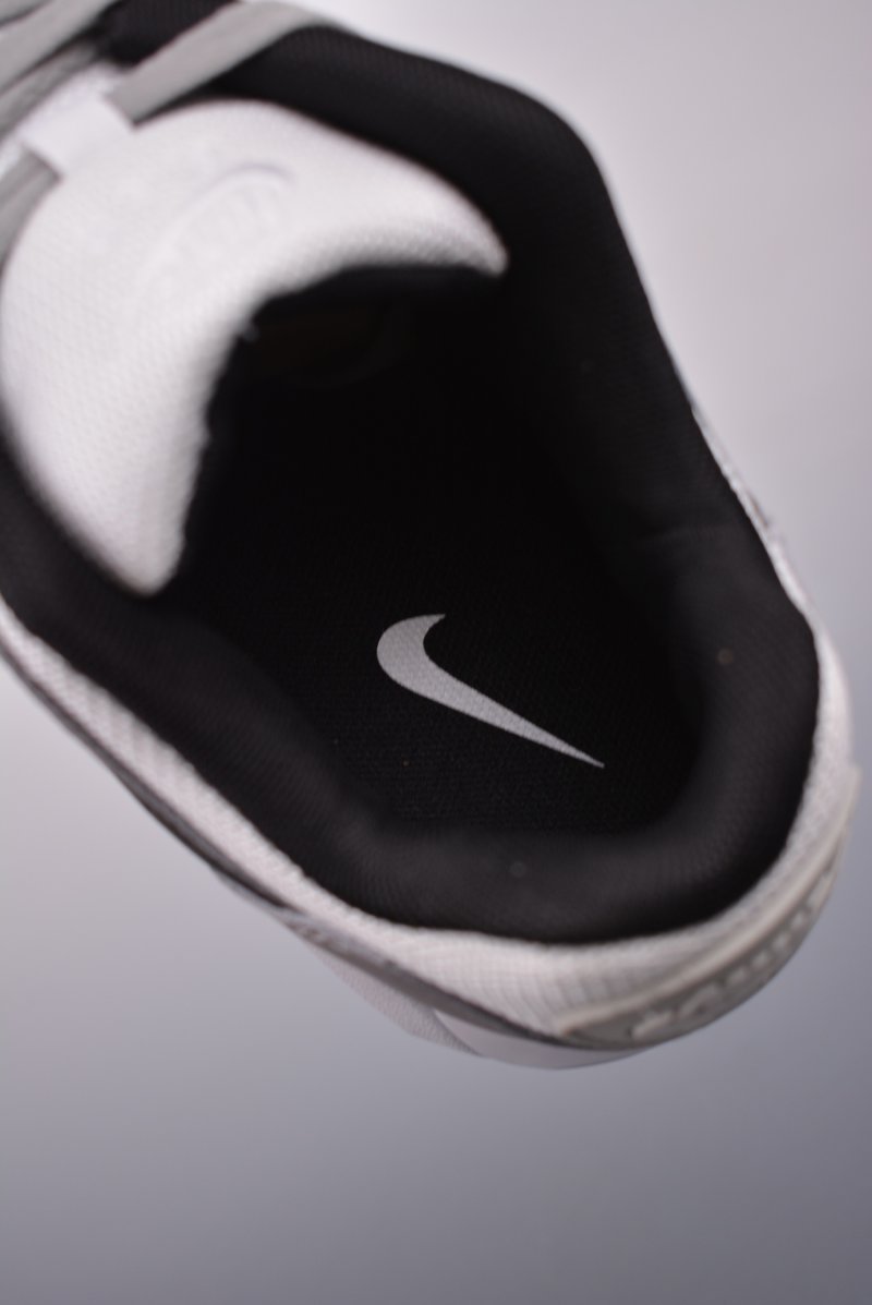Nike Air Max Correlate view