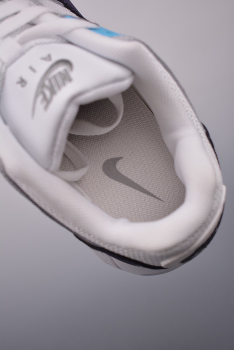 Nike Air Max Correlate view