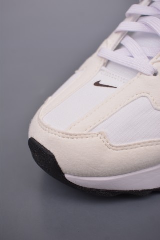 Nike Air Max Dawn view 6