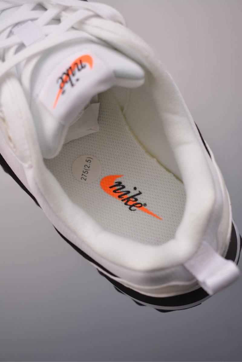 Nike Air Max Dawn view