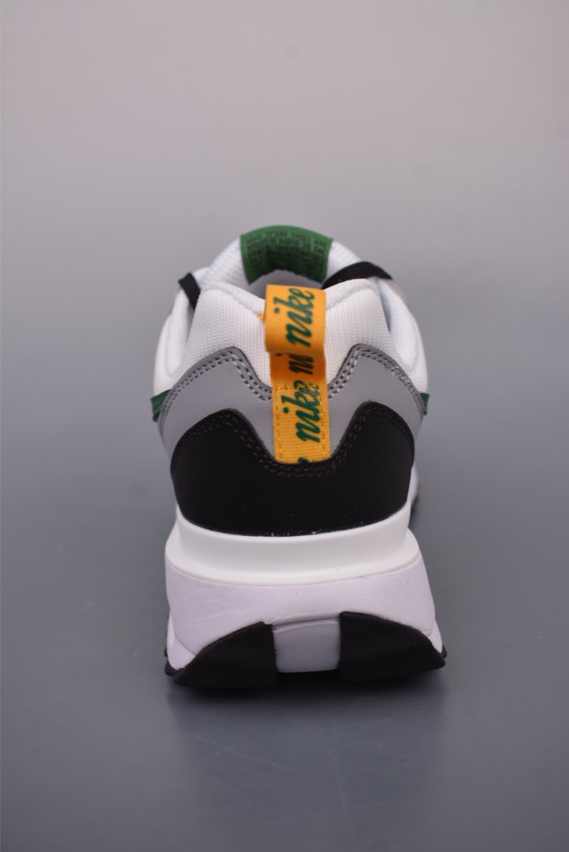 Nike Air Max Dawn view