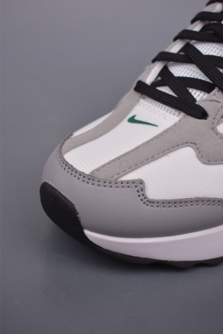 Nike Air Max Dawn view 6