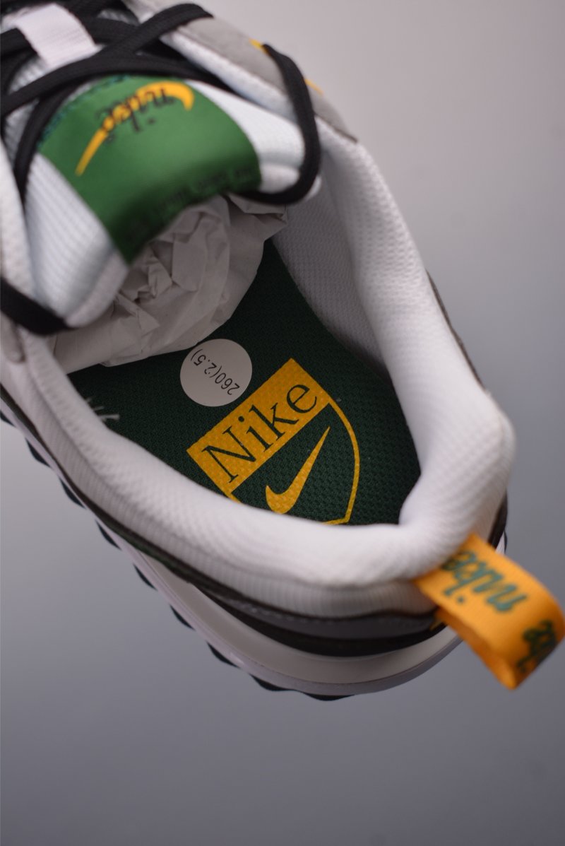 Nike Air Max Dawn view