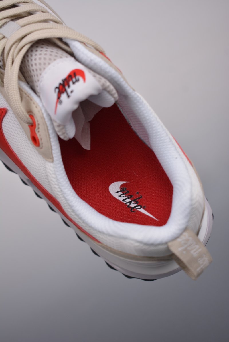 Nike Air Max Dawn view