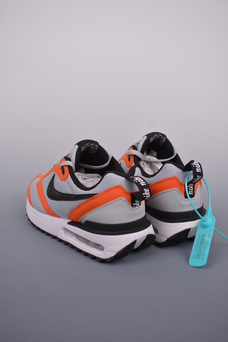 Nike Air Max Dawn view