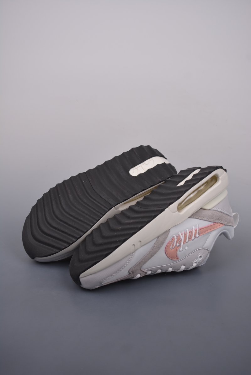 Nike Air Max Dawn view