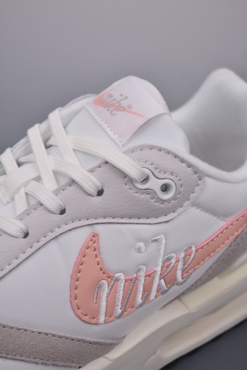 Nike Air Max Dawn view