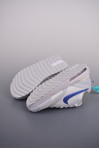Nike Air Max Dawn view 3