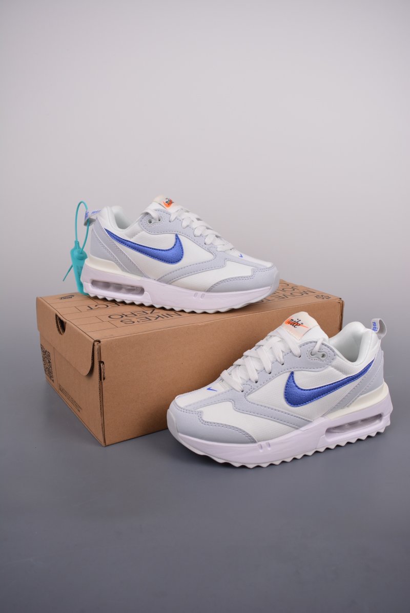 Nike Air Max Dawn view