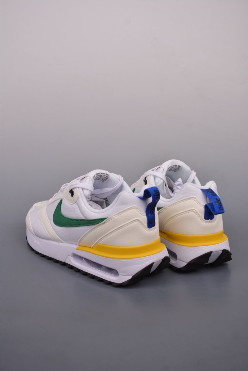 Nike Air Max Dawn view