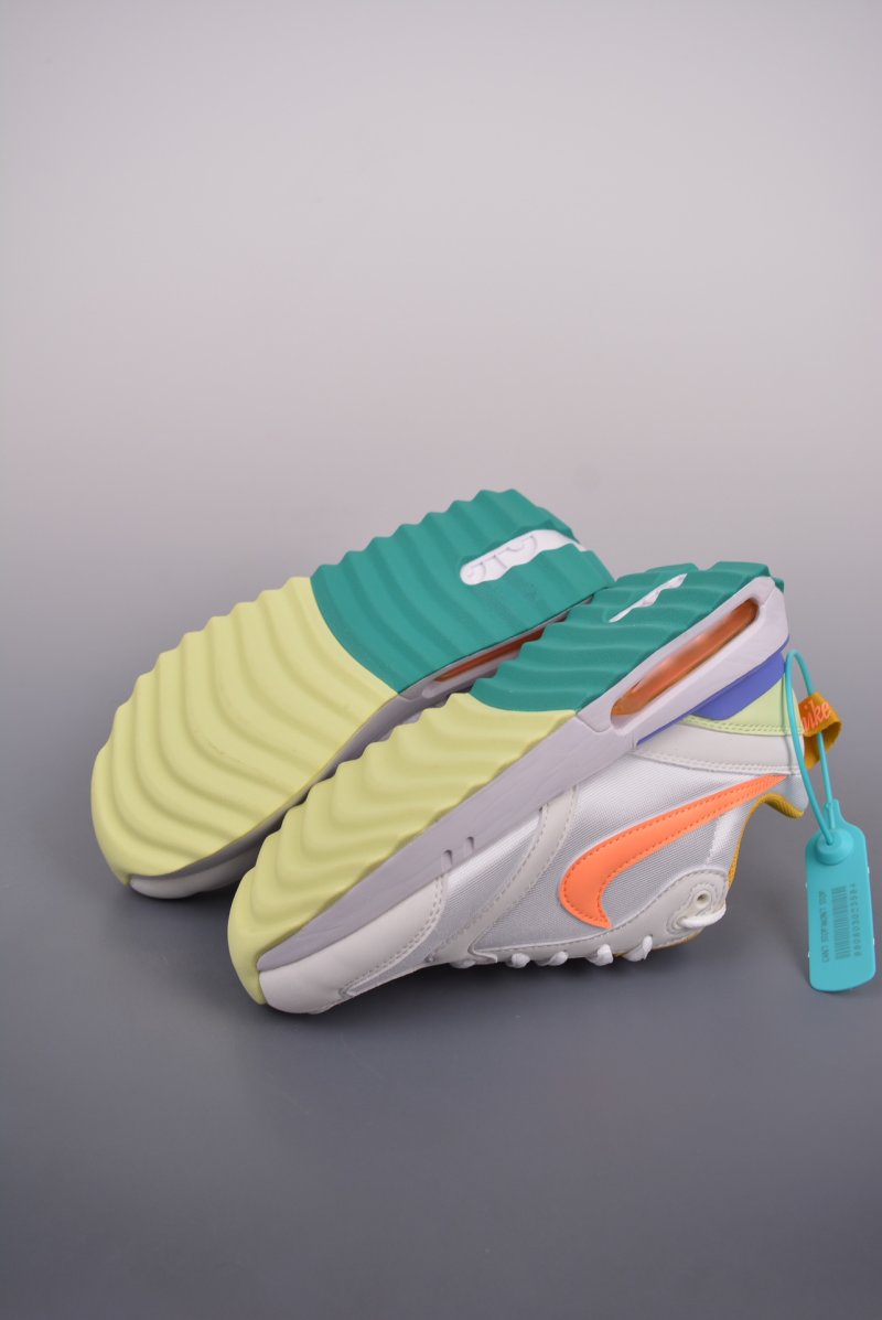 Nike Air Max Dawn view