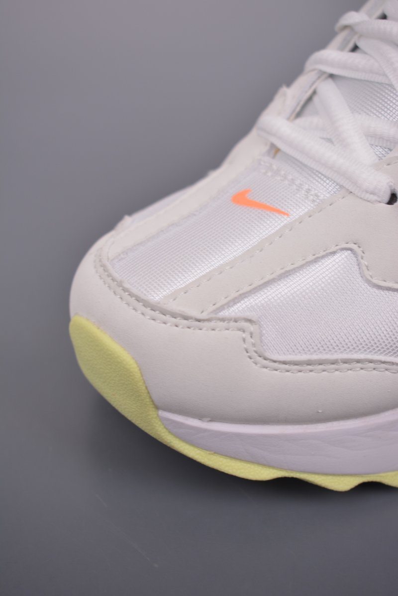 Nike Air Max Dawn view