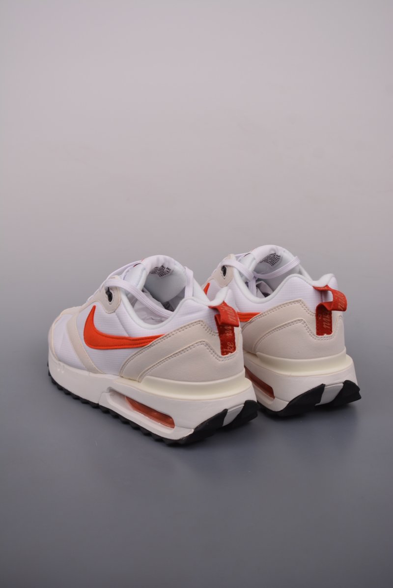 Nike Air Max Dawn view