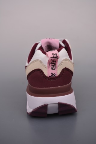Nike Air Max Dawn view 4