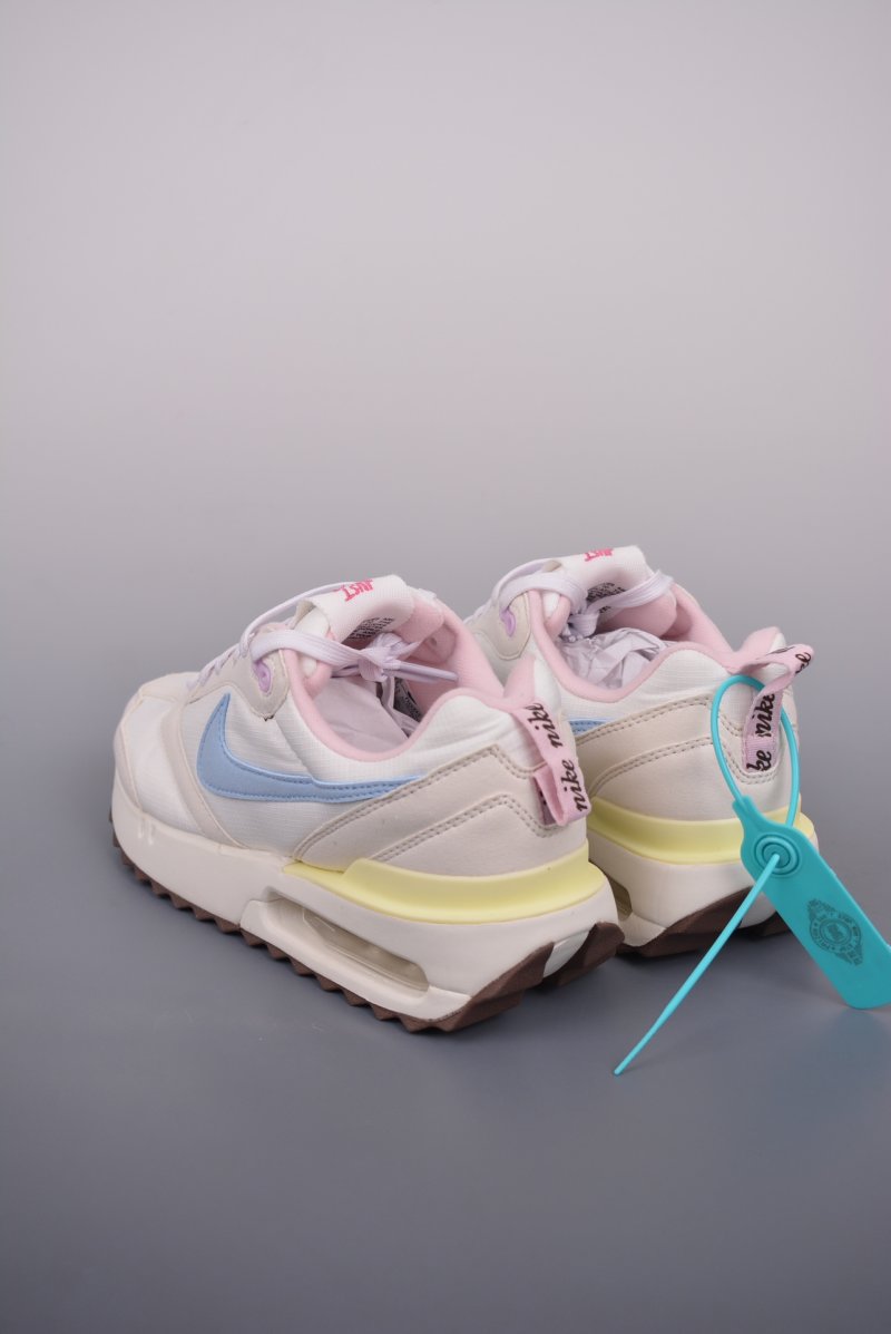 Nike Air Max Dawn view
