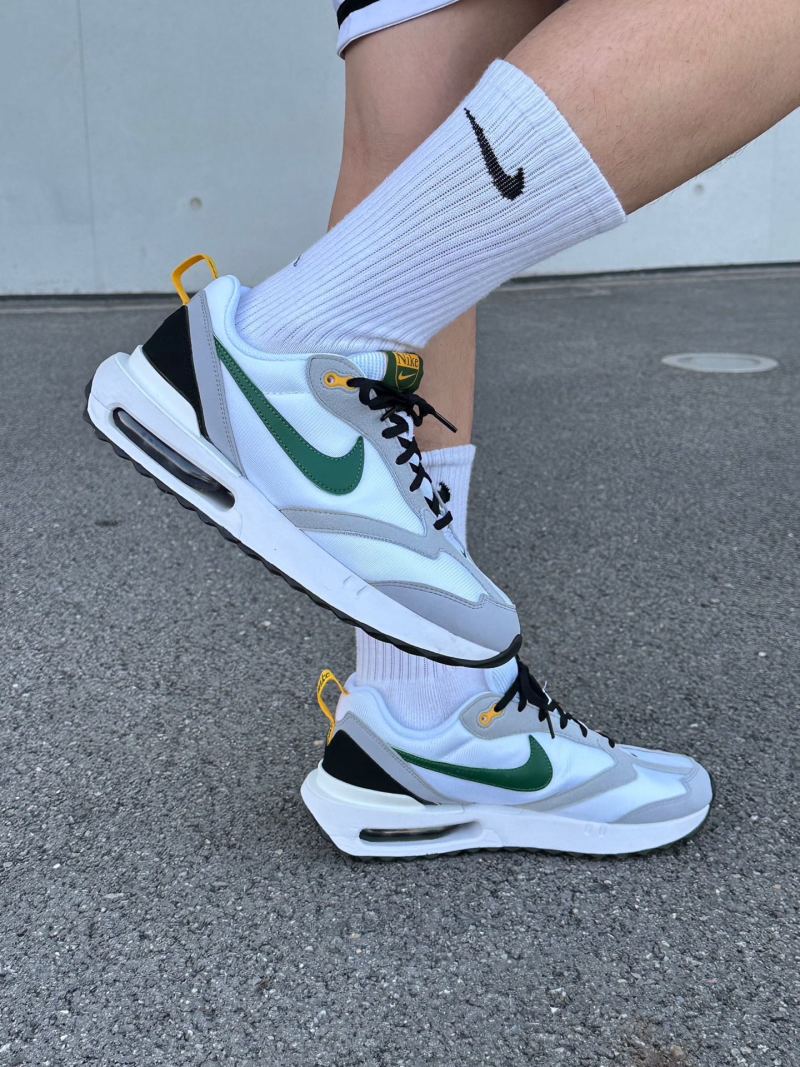 Nike Air Max Dawn