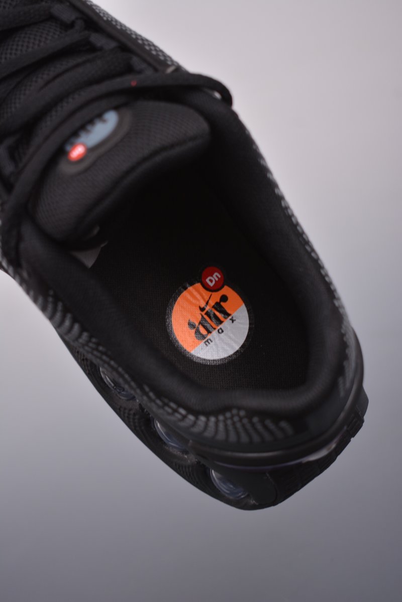 Nike Air Max Dn view