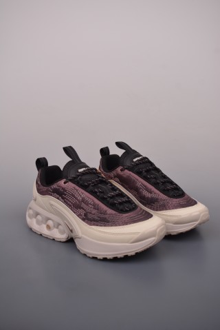 Nike Air Max Dn view 1