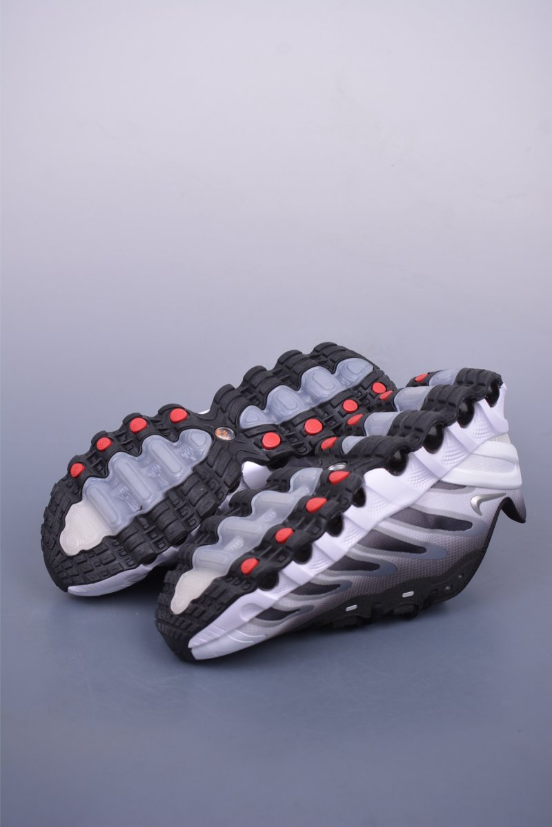 Nike Air Max DN8 view