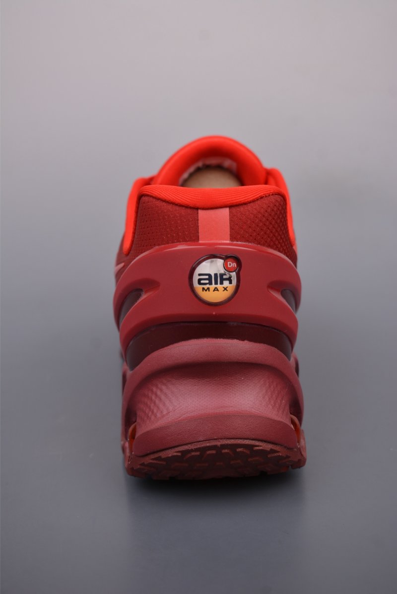 Nike Air Max DN8 view