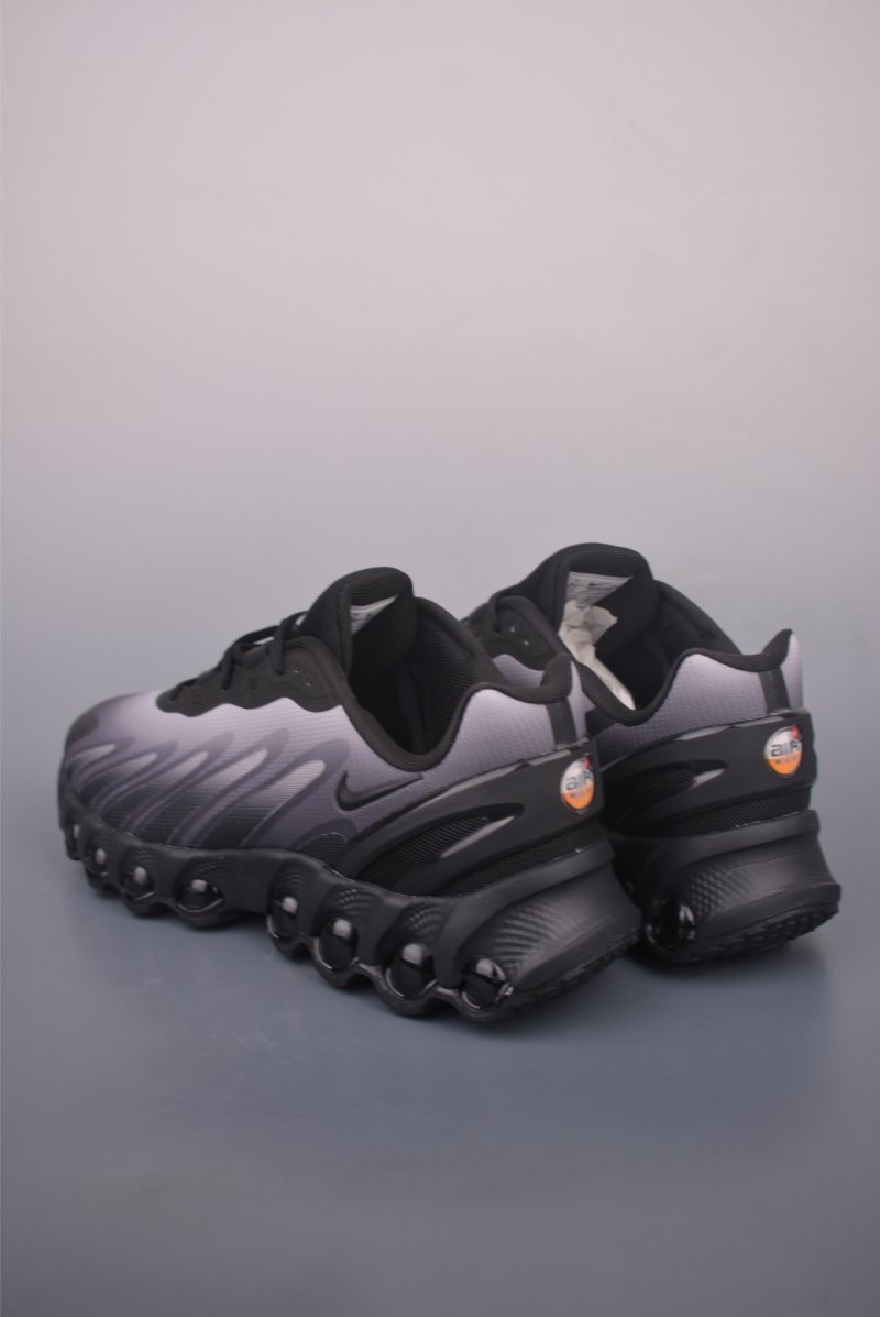 Nike Air Max DN8 view