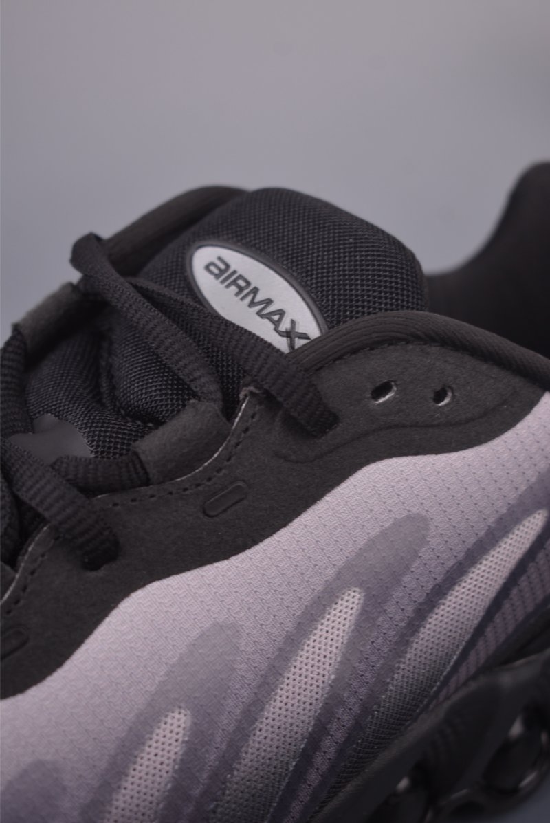 Nike Air Max DN8 view