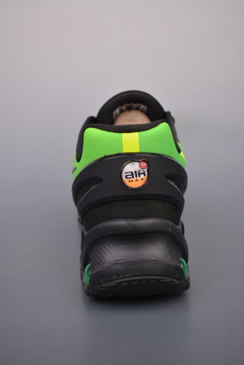 Nike Air Max DN8 view