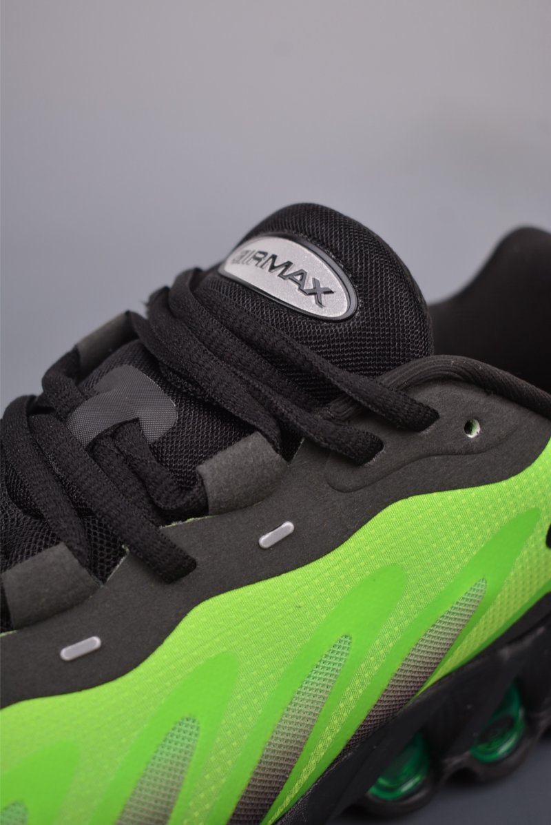 Nike Air Max DN8 view