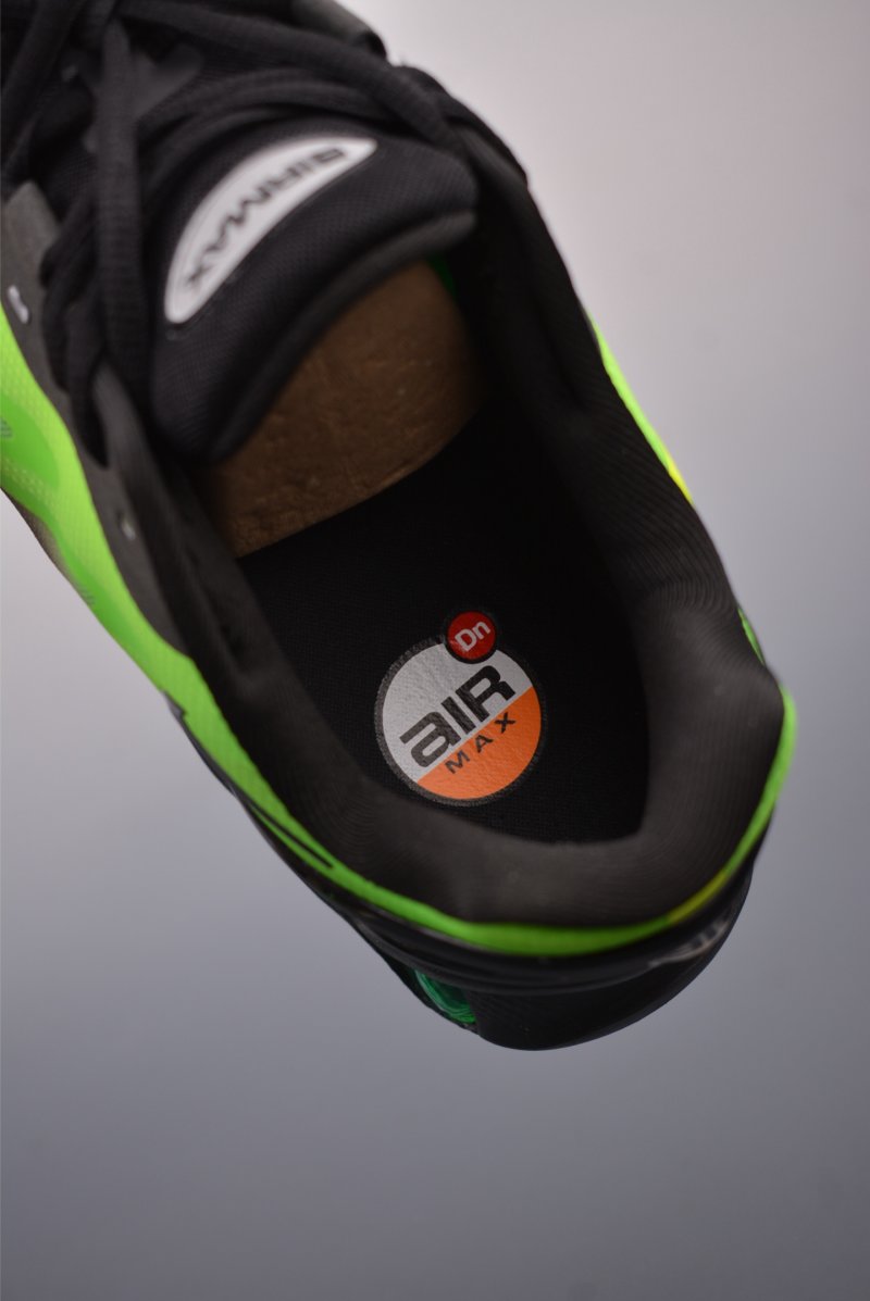 Nike Air Max DN8 view