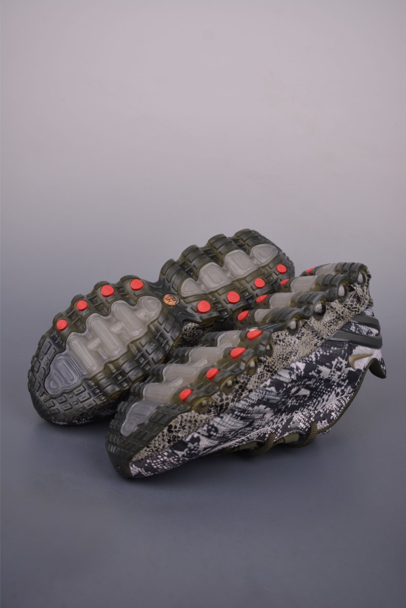 Nike Air Max DN8 view