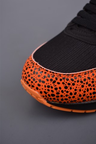 Nike Air Max 1 view 6