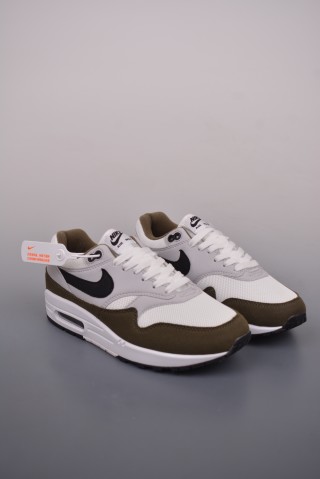 Nike Air Max 1 'White / Green' view 1