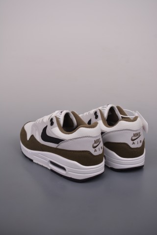 Nike Air Max 1 'White / Green' view 2