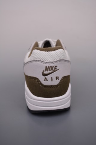 Nike Air Max 1 'White / Green' view 4