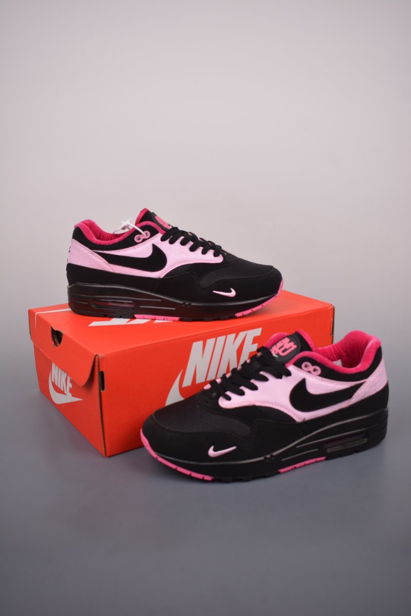 Nike Air Max 1 'Black / Pink' view