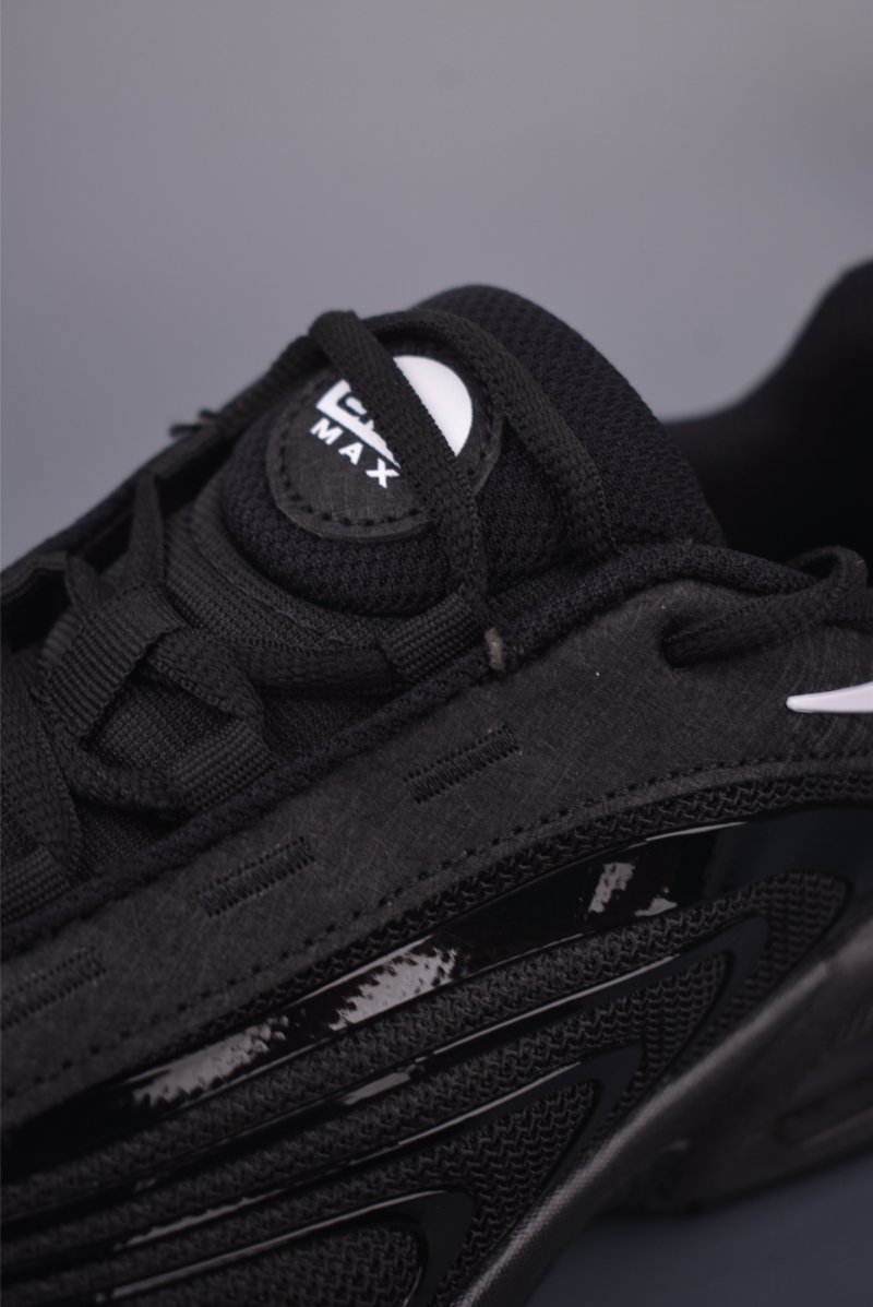 Nike Air Max Fire view