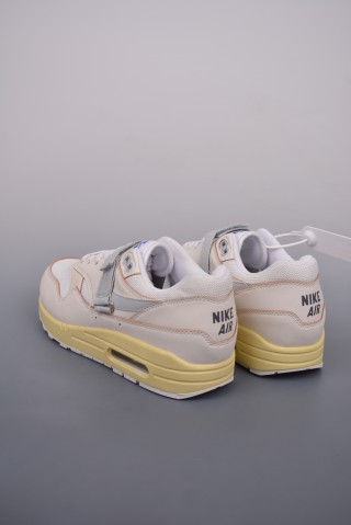 Nike Air Max 1 'White / Grey' view 2