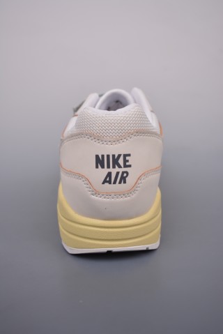 Nike Air Max 1 'White / Grey' view 4