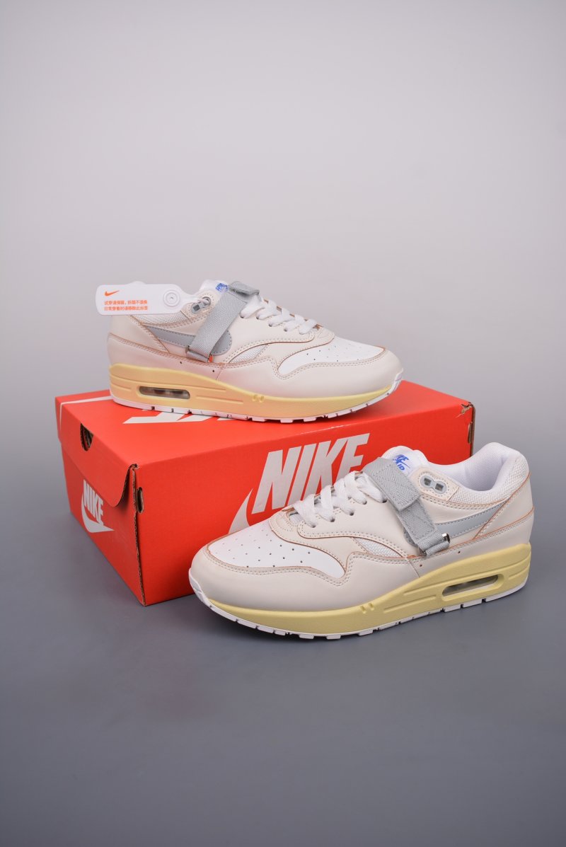 Nike Air Max 1 'White / Grey' view