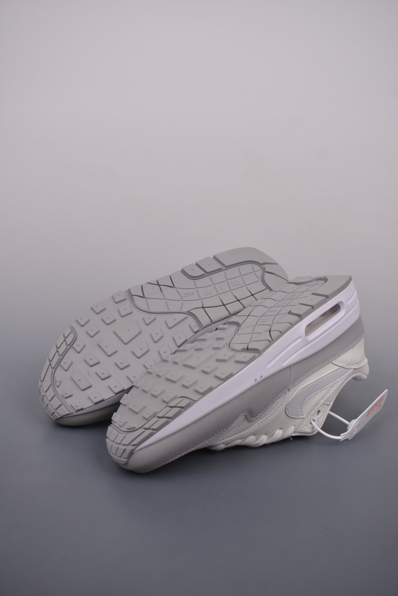 Nike Air Max 1 'Grey / White' view