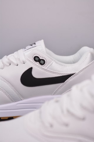 Nike Air Max 1 view 8