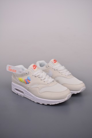 Nike Air Max 1 'White' view 1
