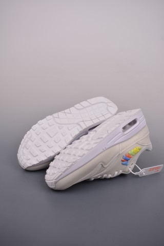 Nike Air Max 1 'White' view 3