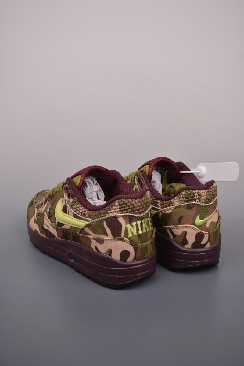 Nike Air Max 1 view